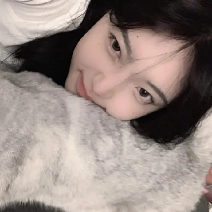 白衣侠女